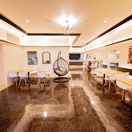 Ginowan Crystal Hotel Exterior photo